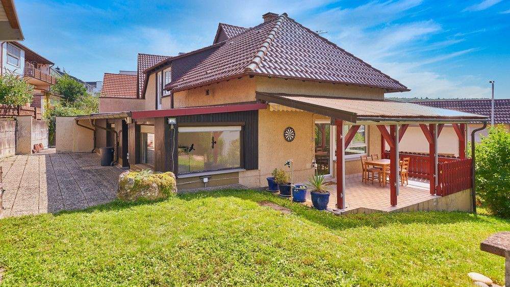 Einfamilienhaus Niefern-Öschelbronn / Öschelbronn Öschelbronn - 6 Zimmer, 166 m&sup2;, 429.000&euro; | Angebot:25697224