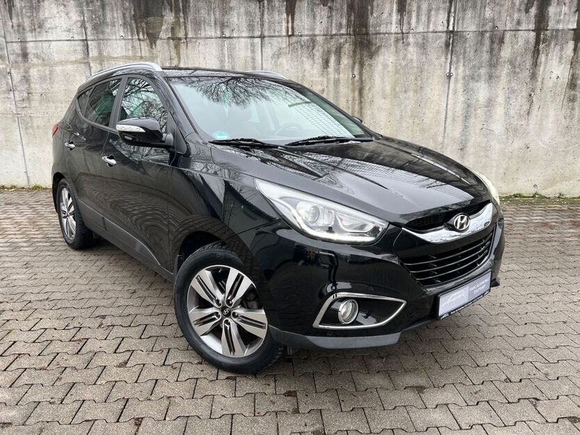 Hyundai ix35 79.750 km 12.390 € Stuttgart 70378
