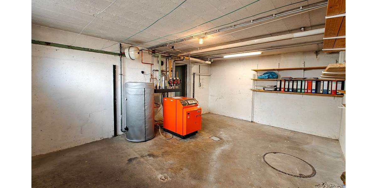 Einfamilien- oder Generationenhaus: 5 Zimmer, 128 m² Wohnfläche auf 635 m² Grundstück - Zweifamilienhaus Bempflingen Kleinbettlingen | Angebot:27513176