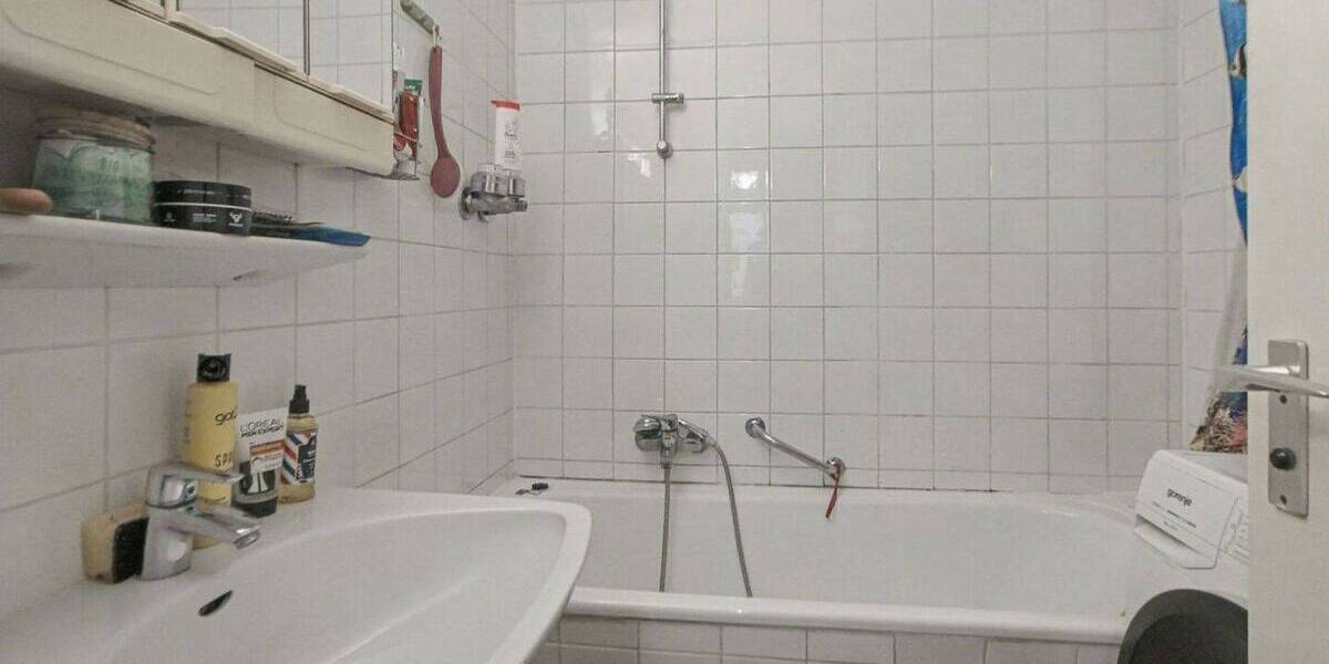 Etagenwohnung Sindelfingen Mitte - 3 Zimmer, 81 m&sup2;, 249.000&euro; | Angebot:26629459