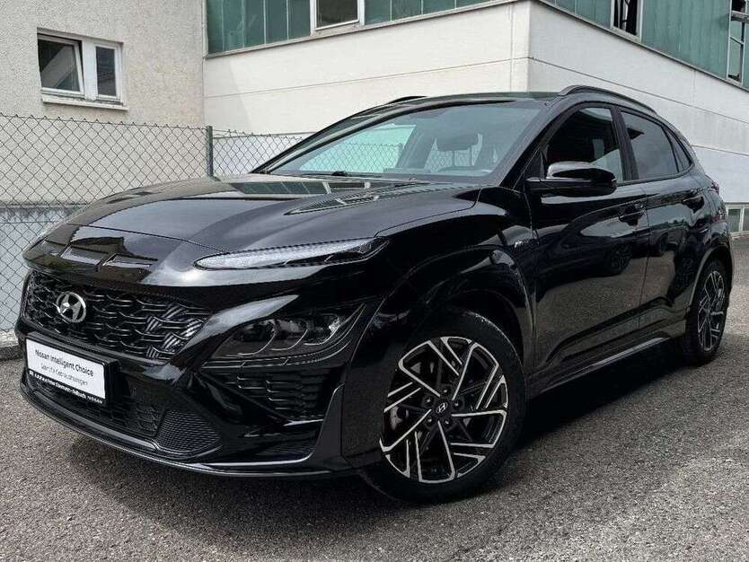 Hyundai KONA 14.000 km 23.750 € Fellbach 70734