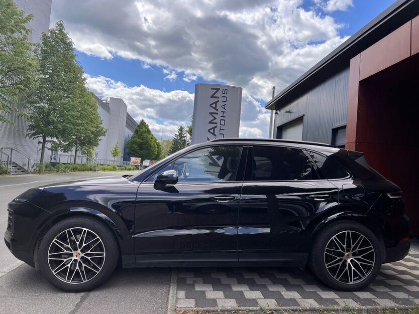 Porsche Cayenne 52.700 km 95.400 € Sindelfingen 71065