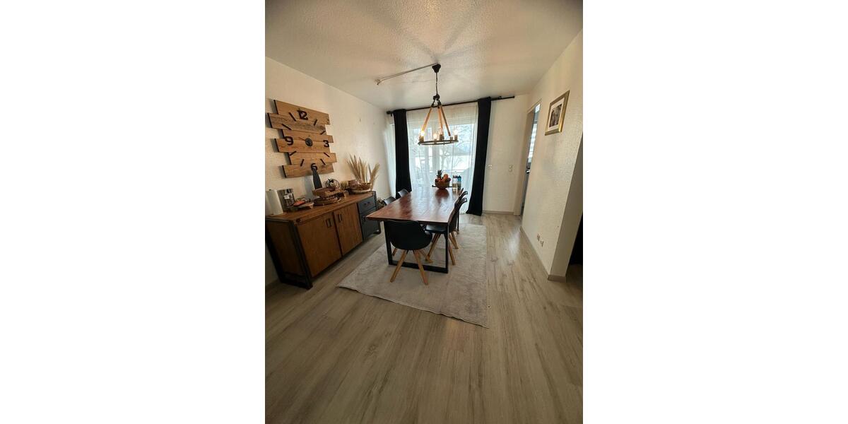 Erdgeschoßwohnung Esslingen am Neckar Pliensauvorstadt - 3 Zimmer, 82 m&sup2;, 350.000&euro; | Angebot:25169922