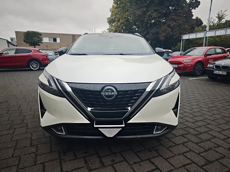 Nissan Qashqai 29.594 km 27.000 € Tübingen 72072