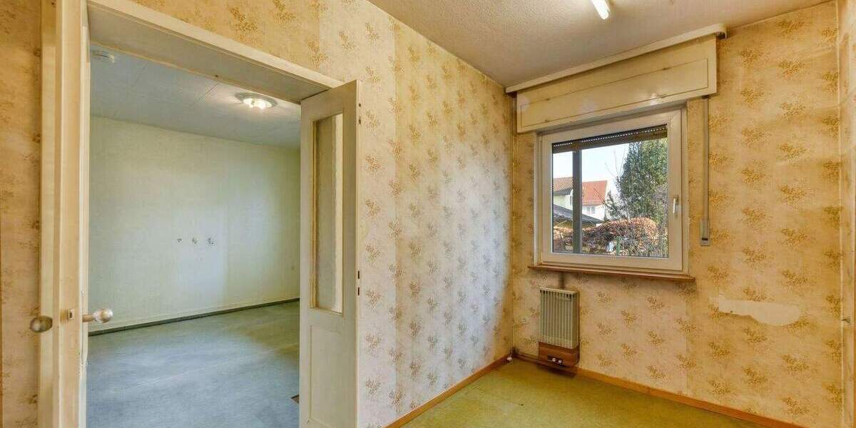 Mehrfamilienhaus, Wohnhaus Stuttgart Zuffenhausen - 1 Zimmer, 276 m&sup2;, 850.000&euro; | Angebot:24698281