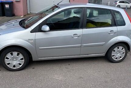 Ford Fiesta 141.200 km 1.999 &euro; Ostfildern 73760