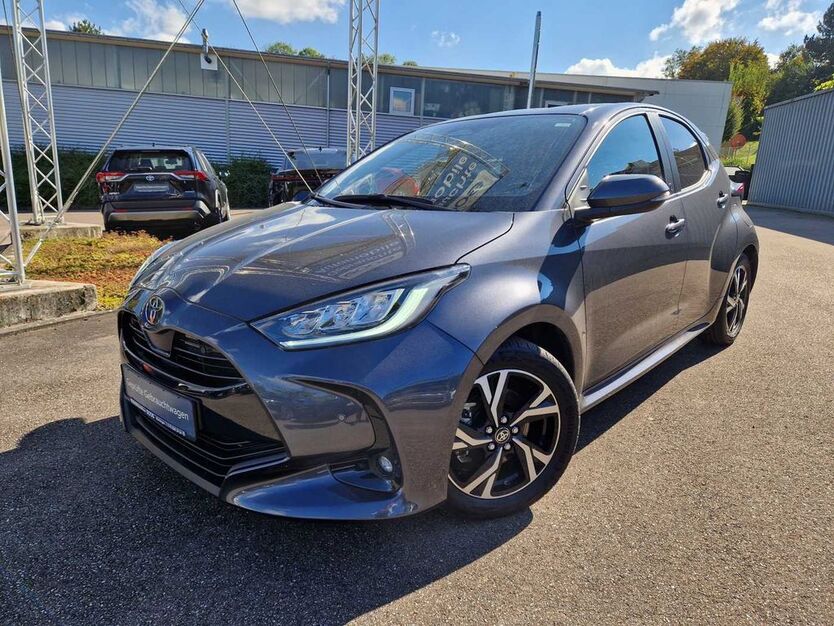 Toyota Yaris 14.306 km 24.750 € Nürtingen 72622
