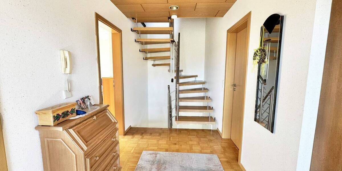 Reihenendhaus Stuttgart Vaihingen - 7 Zimmer, 171 m&sup2;, 1.075.000&euro; | Angebot:26455130