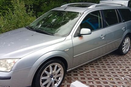 Ford Mondeo 180.970 km 3.750 &euro; Korntal-Münchingen 70825
