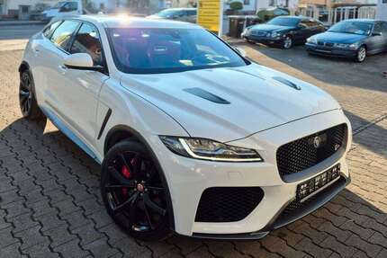 Jaguar F-Pace 97.388 km 39.999 &euro; Stuttgart 70435