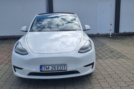 Tesla Model Y 29.500 km 32.450 &euro; Böblingen 71034