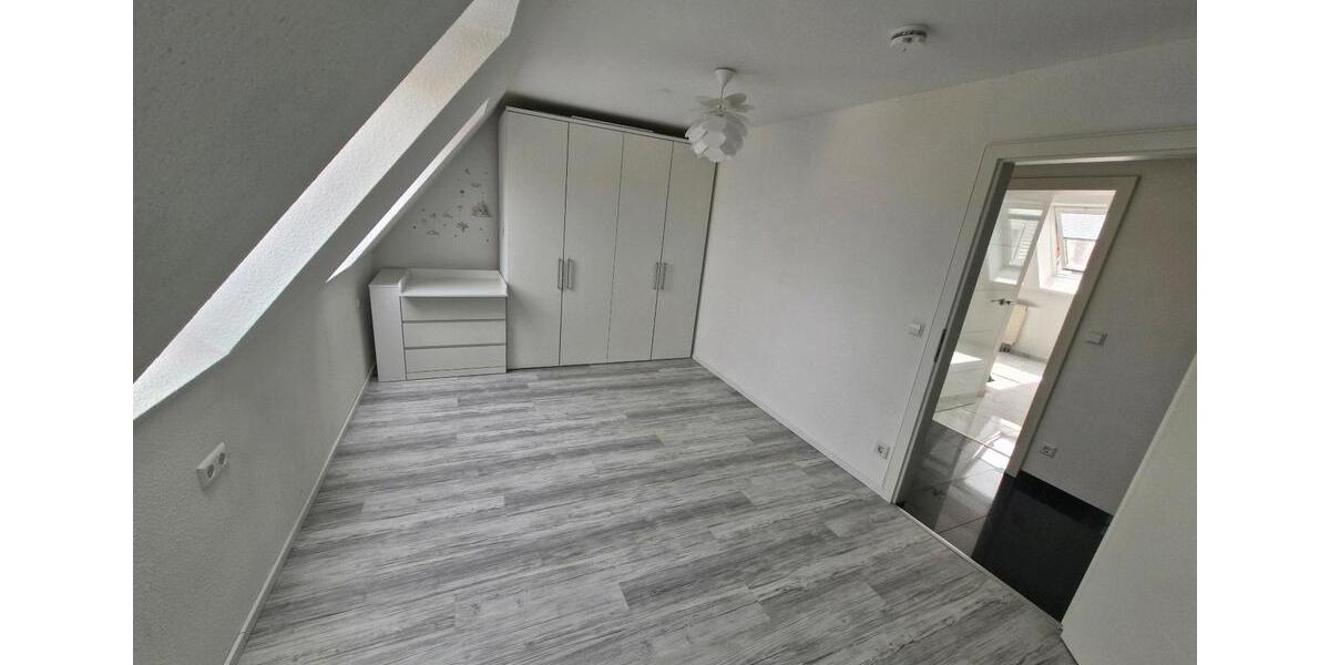 Maisonettenwohnung Pforzheim Eutingen - 2.5 Zimmer, 75 m&sup2;, 270.000&euro; | Angebot:26534046