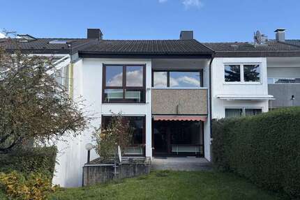 Haus zum Kaufen in Böblingen 619.000 € 118 m² 5 zimmer
