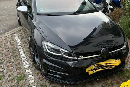 VW Golf 106.000 km 17.600 € Leinfelden-Echterdingen 70771
