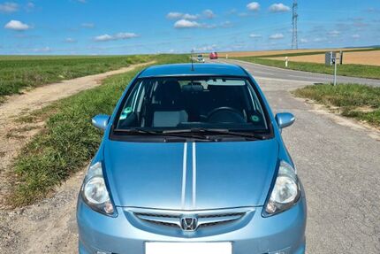 Honda Jazz 144.500 km 5.000 € Rottenburg 72108
