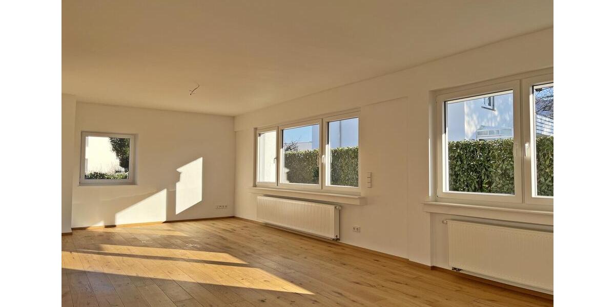 Einfamilienhaus Reutlingen Reutlingen (Kernstadt) - 4.5 Zimmer, 140 m&sup2;, 2.200&euro; | Angebot:25142351