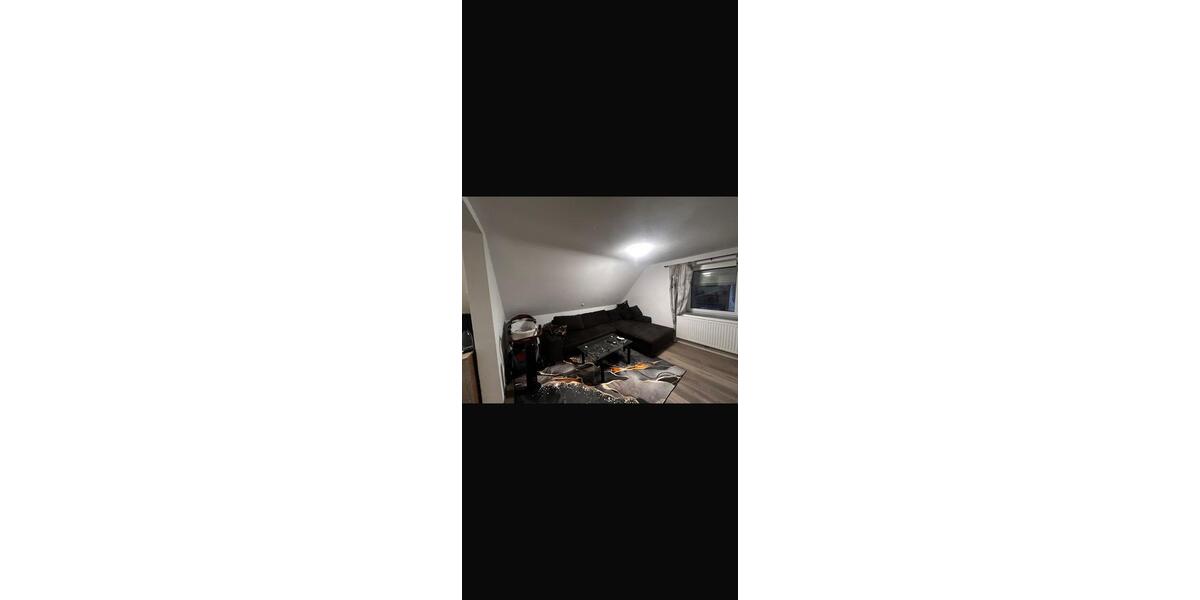 Dachgeschoßwohnung Reutlingen Altenburg - 3 Zimmer, 75 m&sup2;, 1.070&euro; | Angebot:27604891