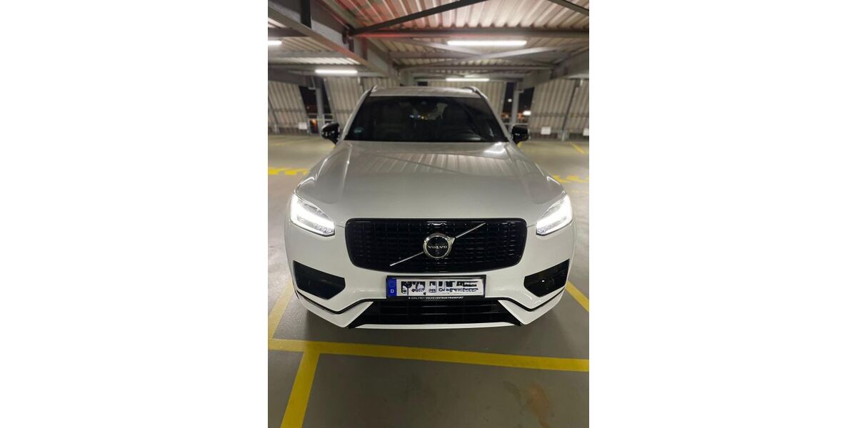 Volvo XC90 99.200 km 39.000 &euro; Stuttgart 70469