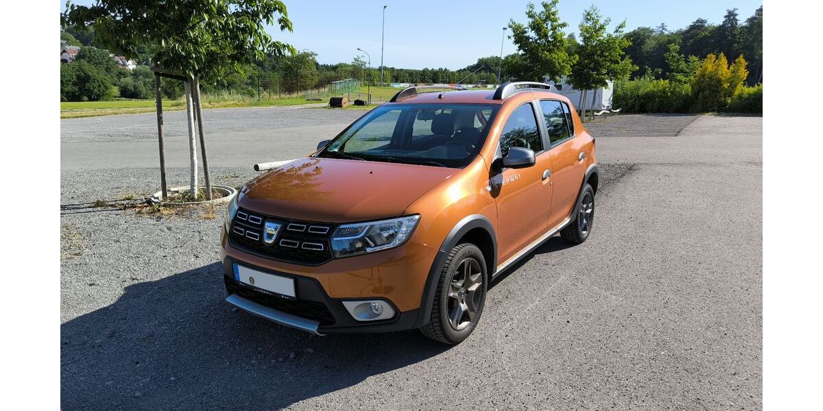 Dacia Sandero 76.043 km 7.950 &euro; Schömberg 75328