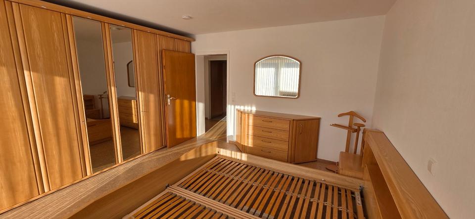 Etagenwohnung Mühlacker - 3.5 Zimmer, 95 m&sup2;, 1.000&euro; | Angebot:25942968