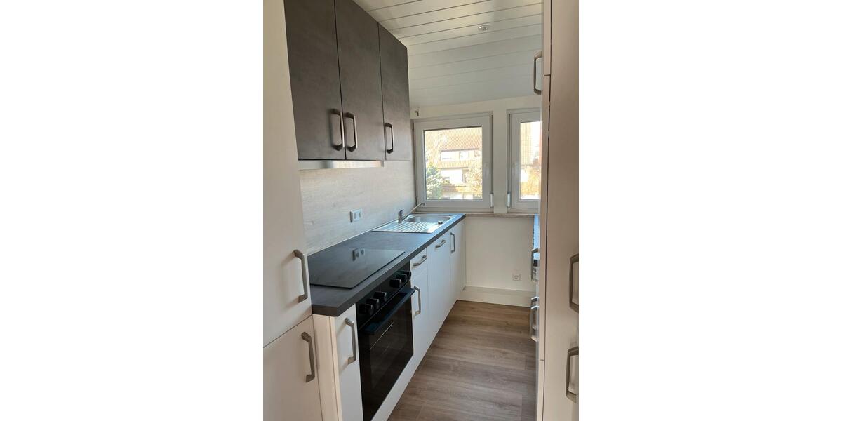 Dachgeschoßwohnung Gäufelden - 2 Zimmer, 65 m&sup2;, 1.080&euro; | Angebot:25400819