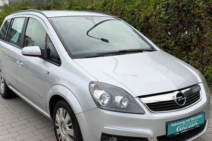 Opel Zafira 122.000 km 4.999 € Fellbach - Stuttgart 70736
