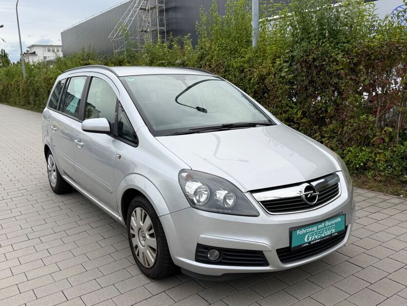 Opel Zafira 122.000 km 4.999 € Fellbach - Stuttgart 70736