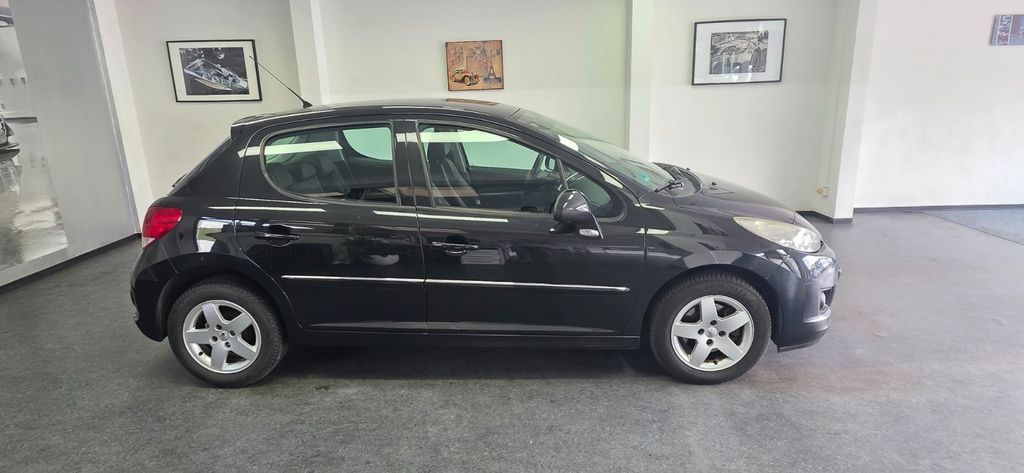 Peugeot 207 169.000 km 2.490 &euro; Asperg/Ludwigsburg bei Stuttgart 71679