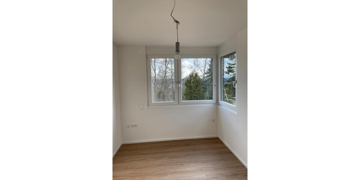Einfamilienhaus Esslingen am Neckar Hegensberg - 3 Zimmer, 90 m&sup2;, 1.590&euro; | Angebot:24829809