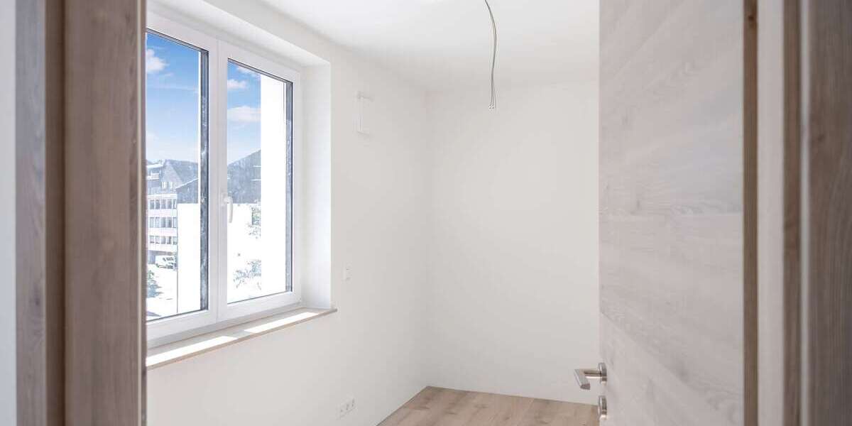 Hochwertig sanierte 3-Zimmer-Wohnung mit Balkon - 3- Esslingen am Neckar Oberesslingen | Angebot:27517978
