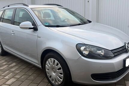 VW Golf 175.000 km 4.950 &euro; Rennin 71272