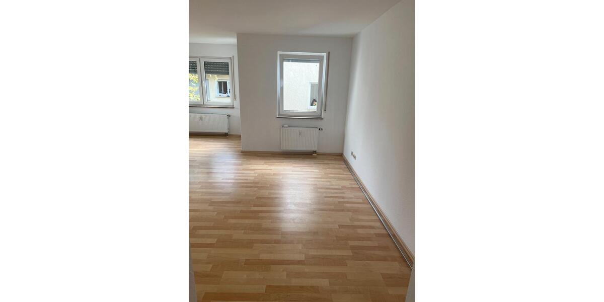Etagenwohnung Leonberg - 2.5 Zimmer, 60 m&sup2;, 900&euro; | Angebot:26368822