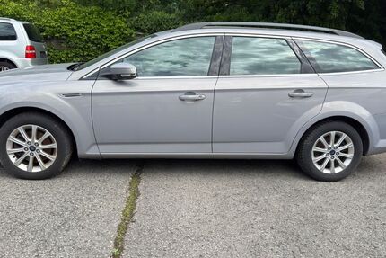 Ford Mondeo 420.412 km 2.557 &euro; Markgröningen 71706