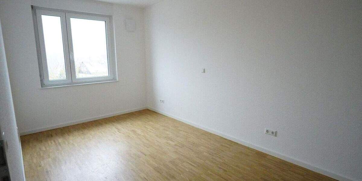 Reihenmittelhaus Pforzheim Würm - 5 Zimmer, 132 m&sup2;, 1.499&euro; | Angebot:24736515