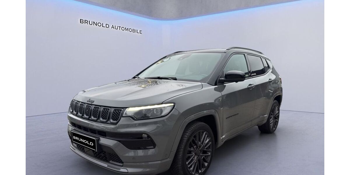 Jeep Compass 82.400 km 21.500 &euro; Reutlingen 72770