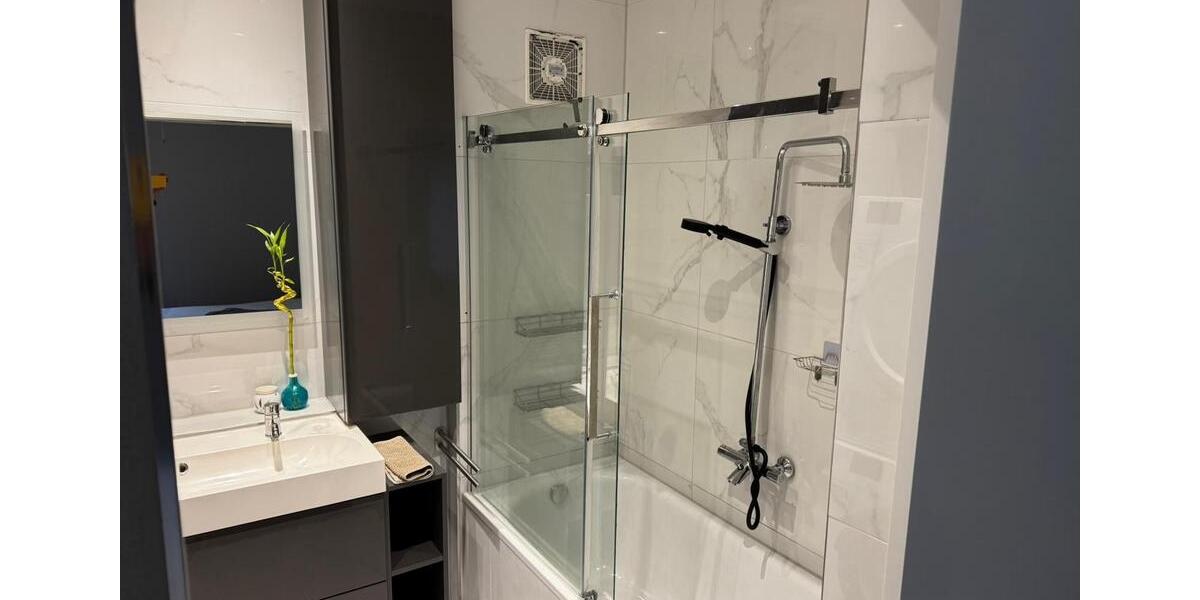 Dachgeschoßwohnung Ludwigsburg Eglosheim - 2.5 Zimmer, 67 m&sup2;, 299.000&euro; | Angebot:25446714