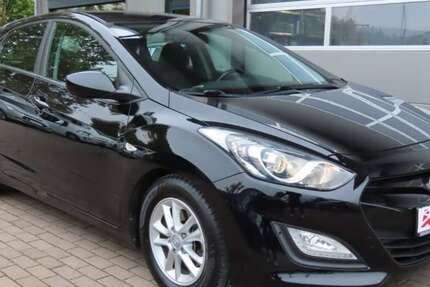 Hyundai i30 160.000 km 5.590 € Stuttgart 70329