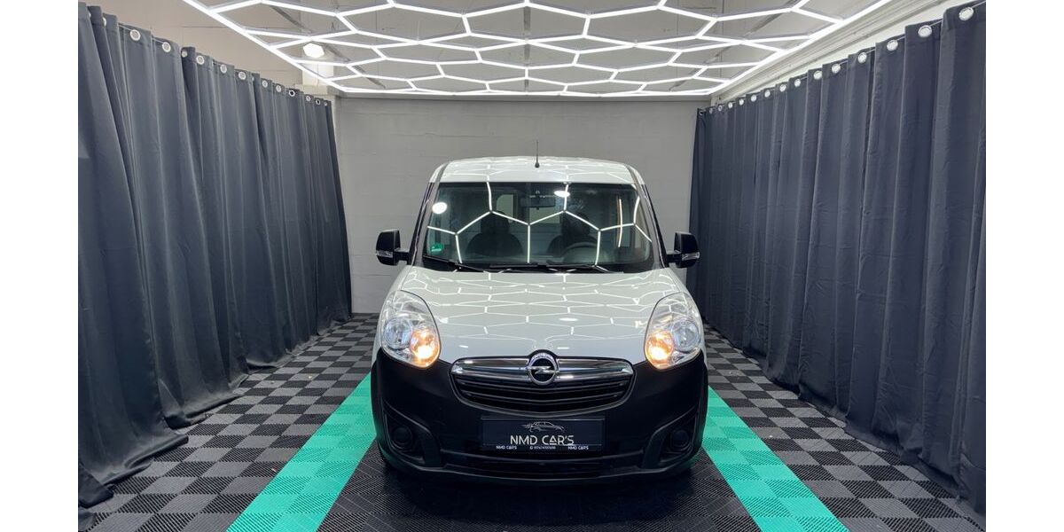 Opel Combo 130.000 km 6.997 &euro; Bietigheim-Bissingen 74321