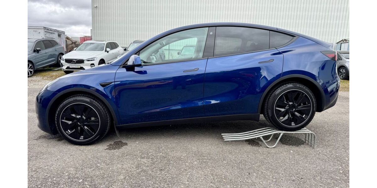 Tesla Model Y 43.078 km 38.999 &euro; Holzgerlingen 71088