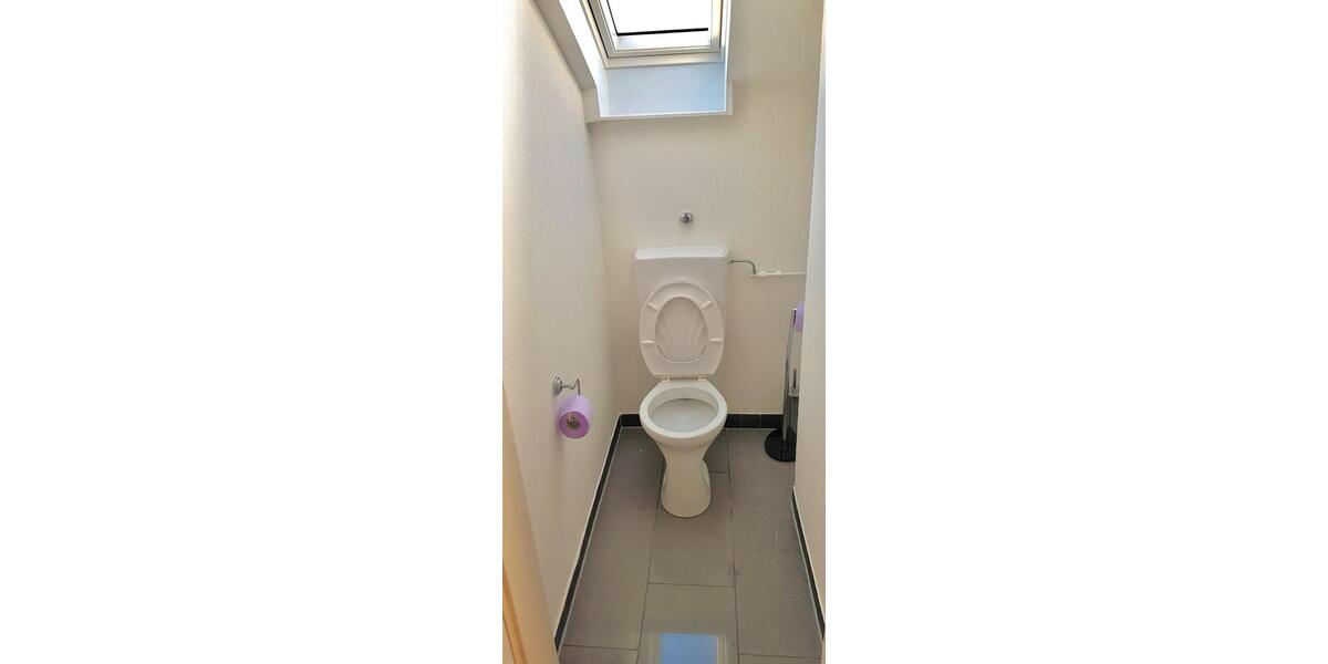 Dachgeschoßwohnung Fellbach Oeffingen - 2 Zimmer, 42 m&sup2;, 740&euro; | Angebot:25933800