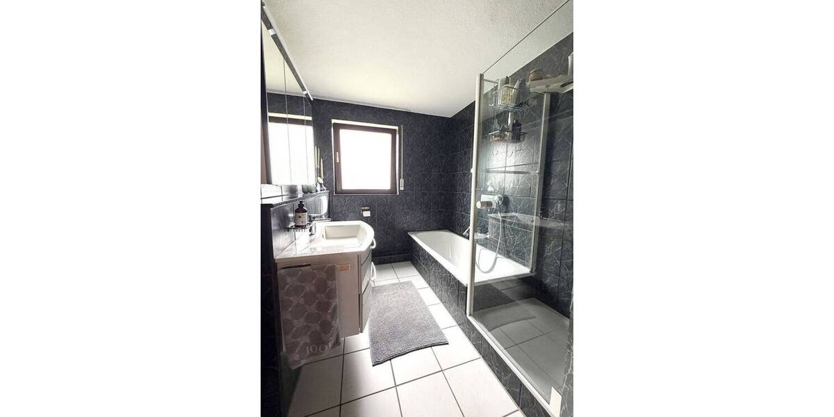 Etagenwohnung Ludwigsburg / Pflugfelden Pflugfelden - 3 Zimmer, 84 m&sup2;, 1.100&euro; | Angebot:26797903