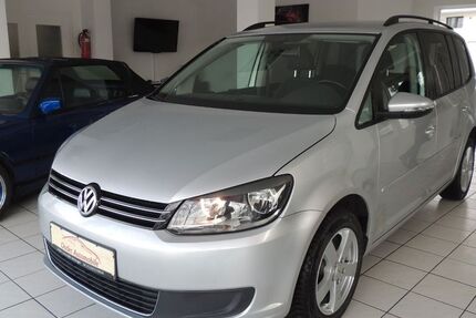 VW Touran 145.000 km 8.990 € Metzingen 72555