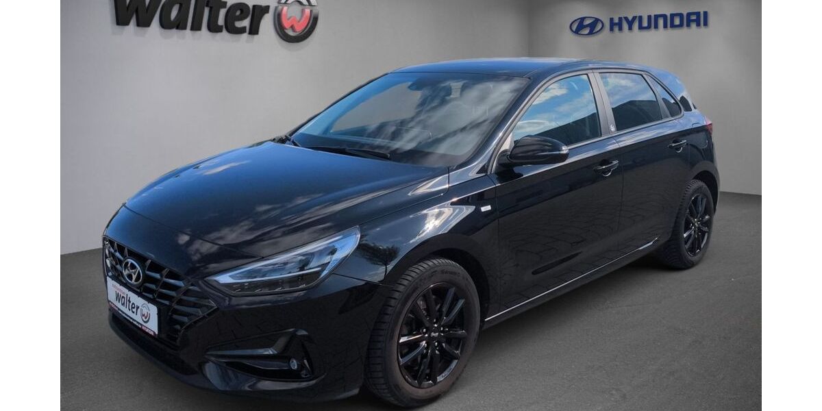 Hyundai i30 74.400 km 17.490 &euro; Pforzheim 75177