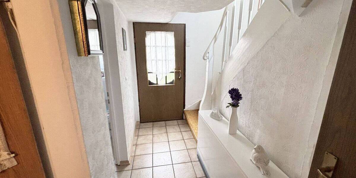 Mehrfamilienhaus, Wohnhaus Stuttgart Feuerbach - 3 Zimmer, 118 m&sup2;, 489.000&euro; | Angebot:24056806