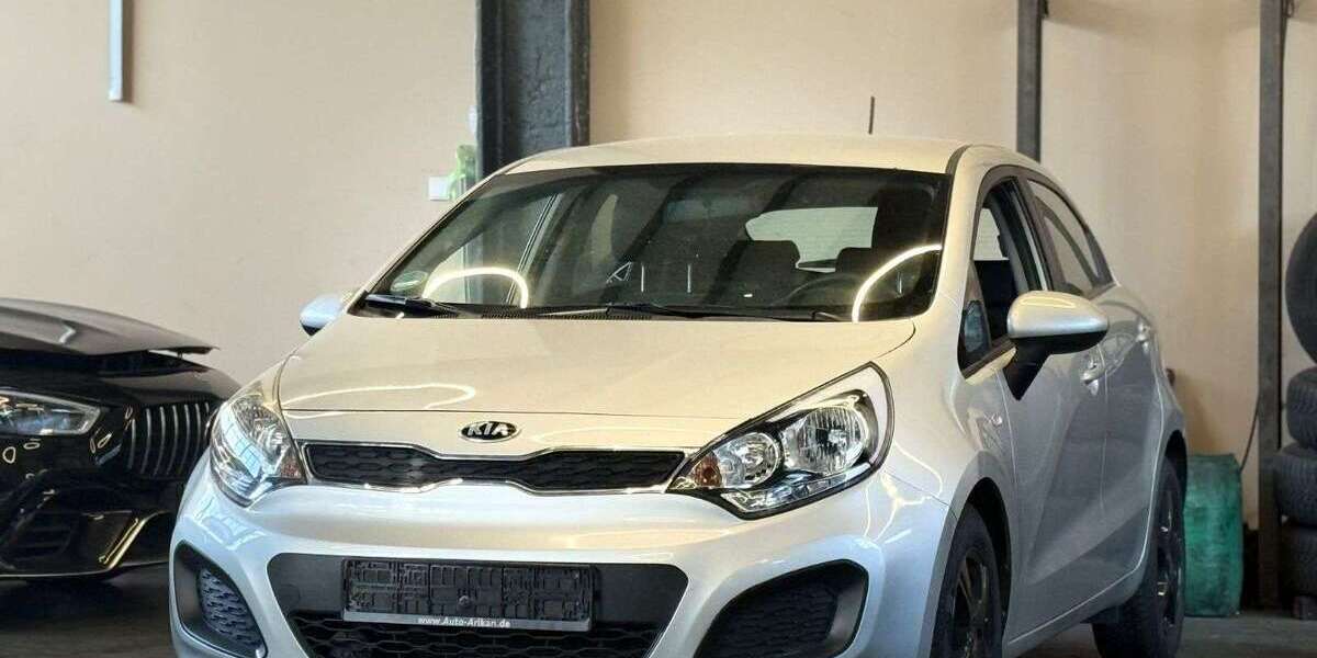 Kia Rio 81.600 km 7.900 &euro; Stuttgart 70374