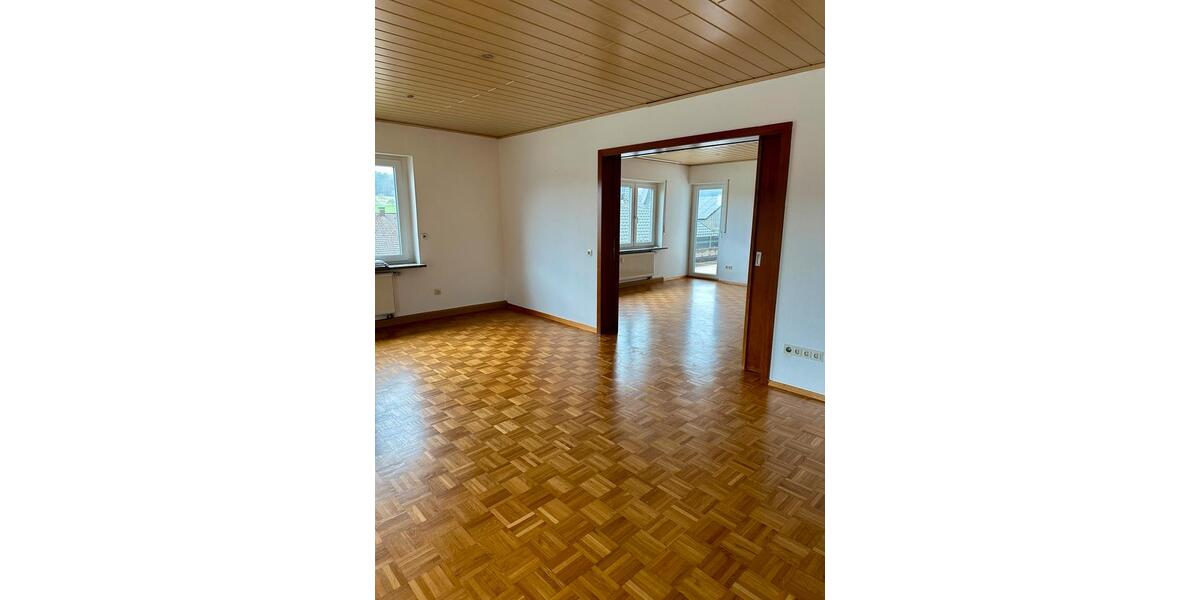 Erdgeschoßwohnung Calw - 4 Zimmer, 147 m&sup2;, 1.176&euro; | Angebot:26136041
