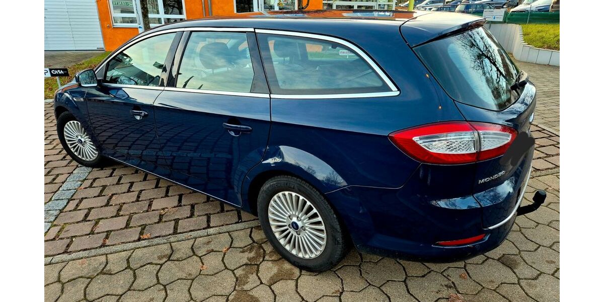 Ford Mondeo 348.800 km 2.599 &euro; Filderstadt 70794