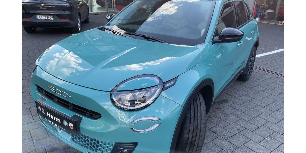 Fiat 600 15.500 km 24.900 &euro; Tübingen 72072