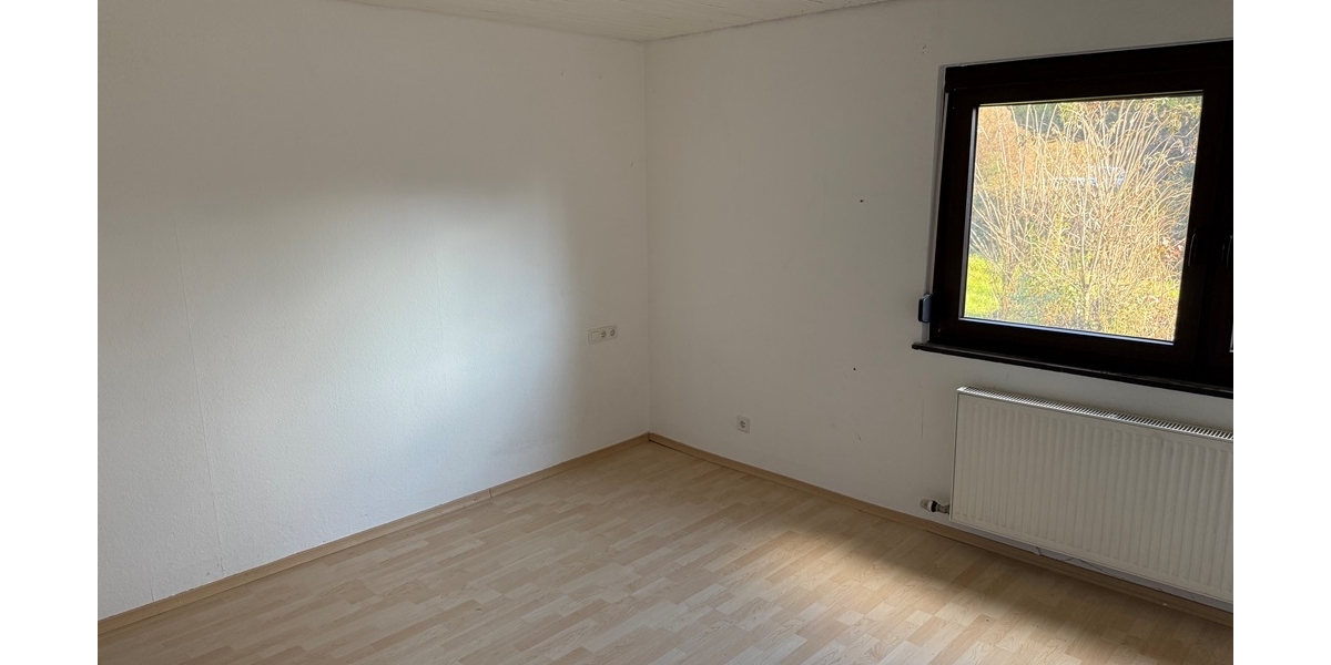 1 bis 2-Famlienhaus in Herrenberg - ruhige und gute Lage mit großem Garten