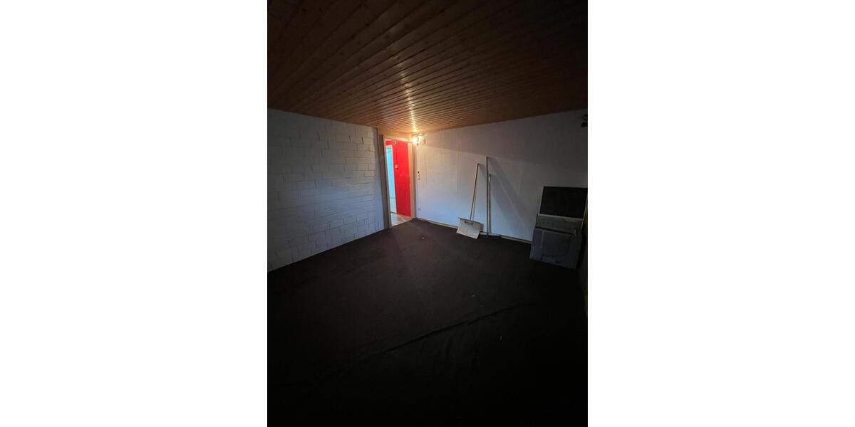 Dachgeschoßwohnung Nürtingen - 3 Zimmer, 58 m&sup2;, 210.000&euro; | Angebot:26972669